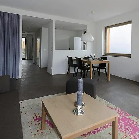 Building Alpenrock, Apartment